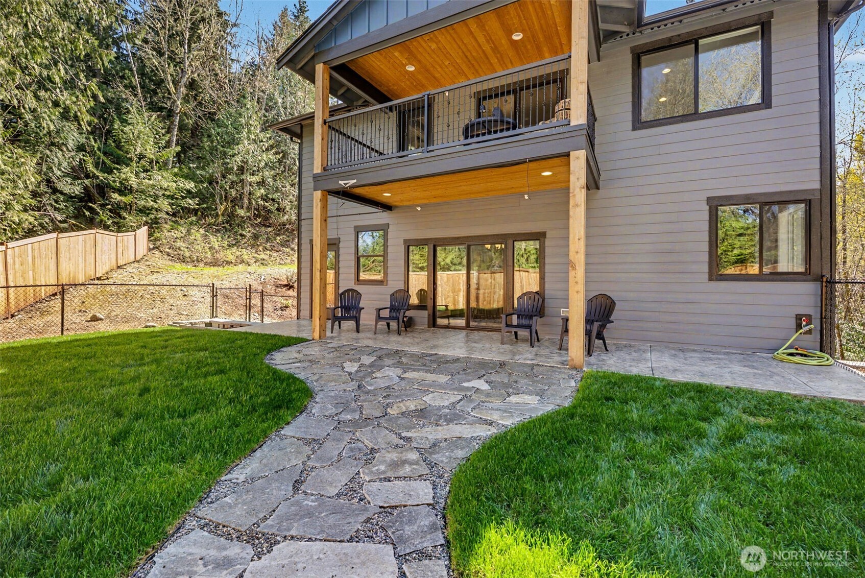 17823 214th Avenue Ct E