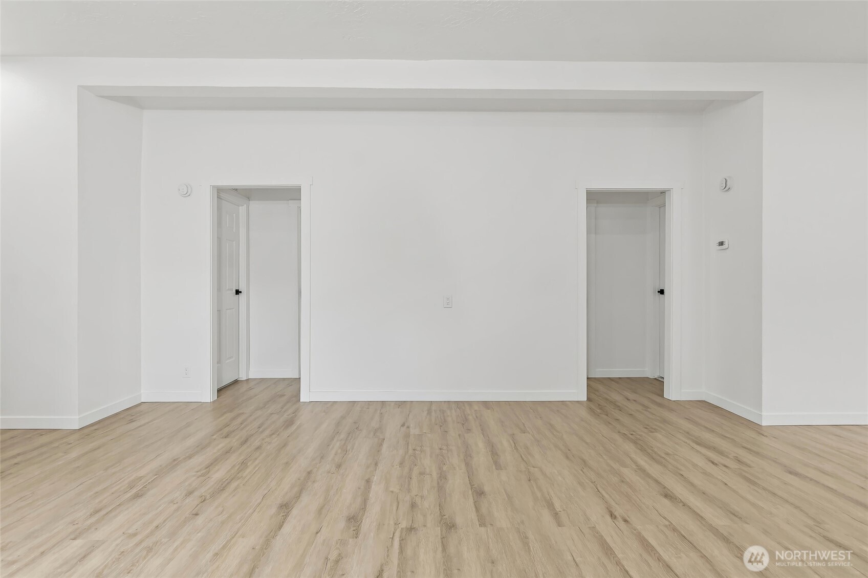 410 V Place SE