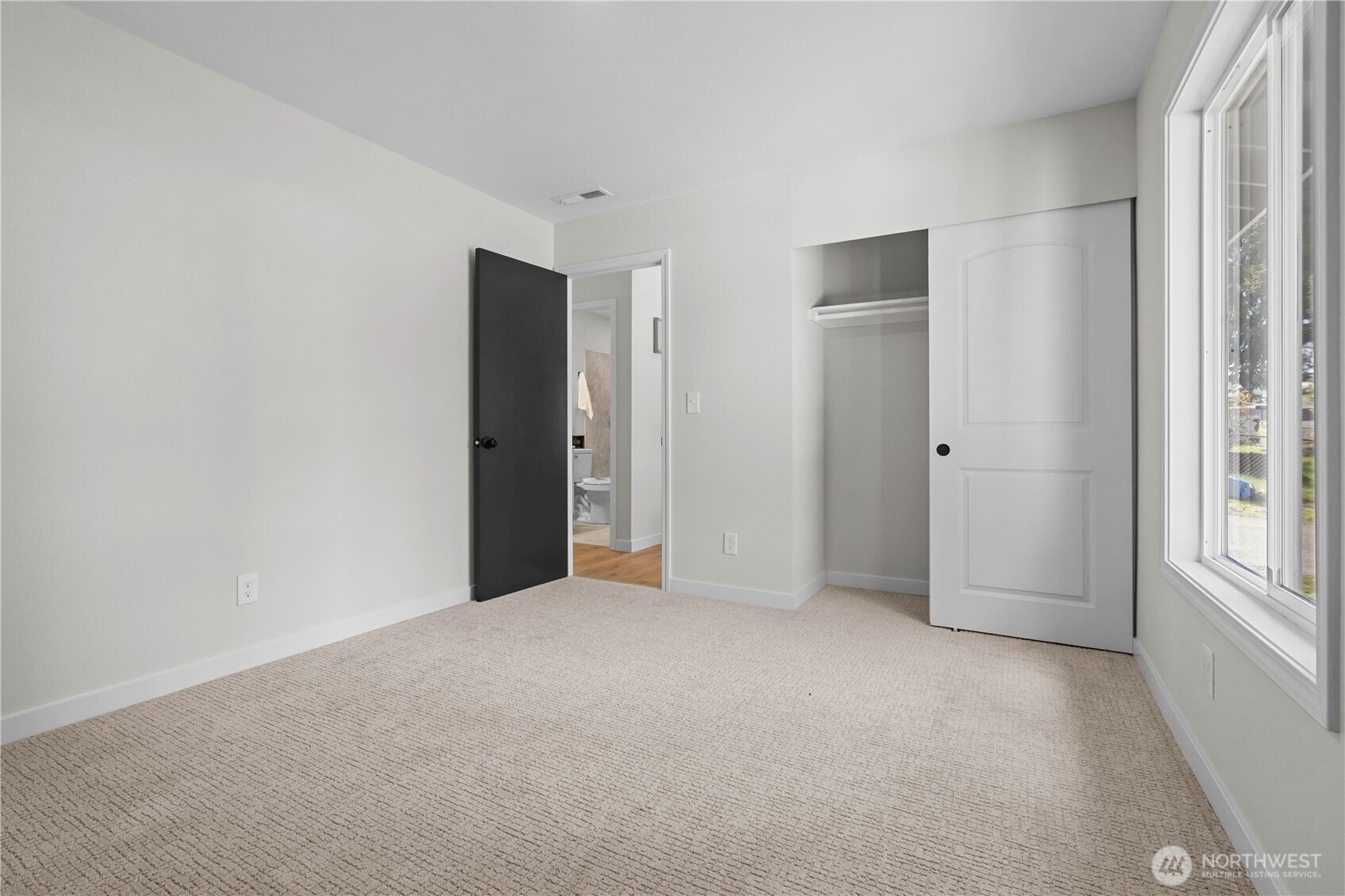 1956 E 65th Street