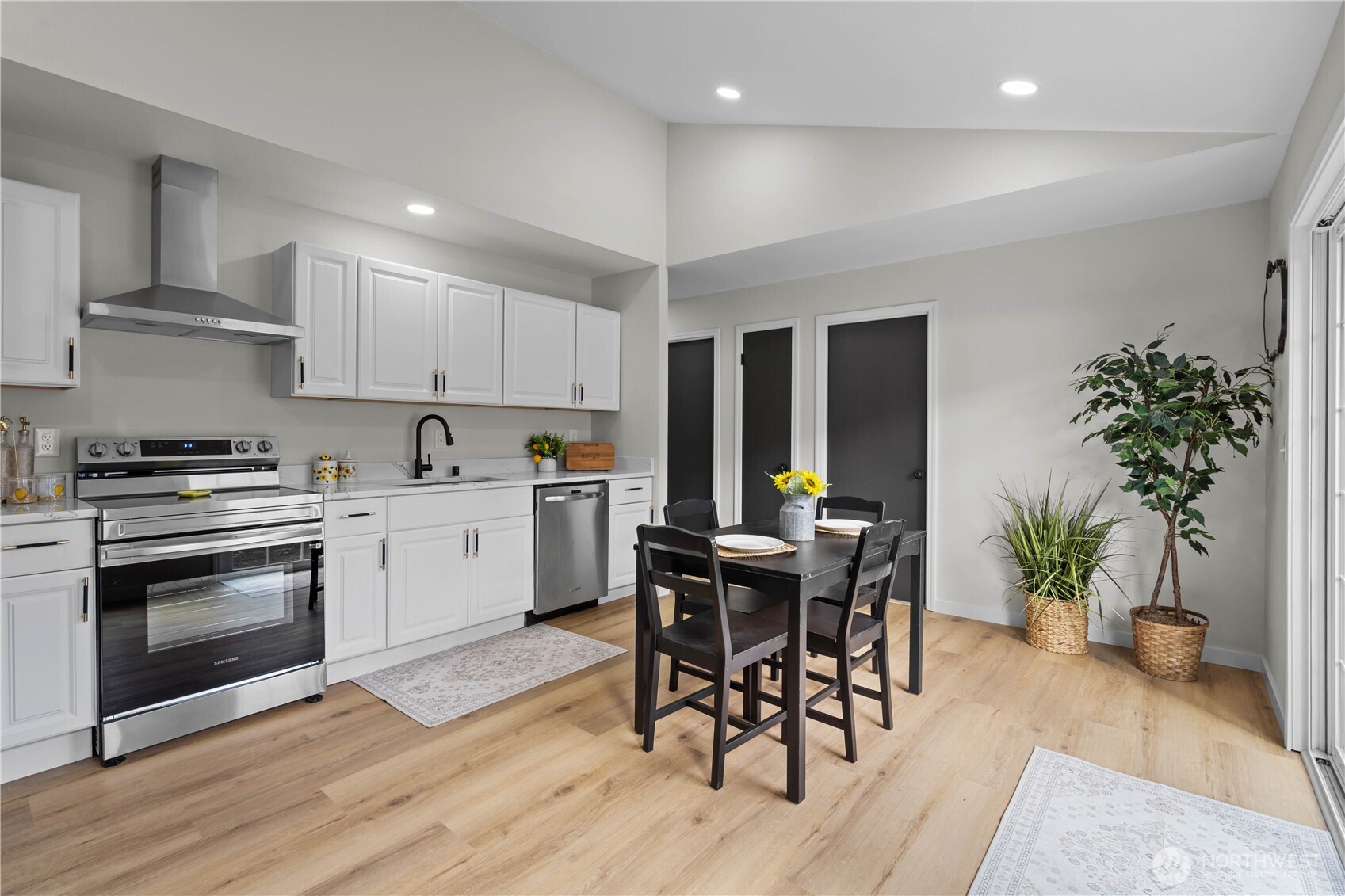 1956 E 65th Street