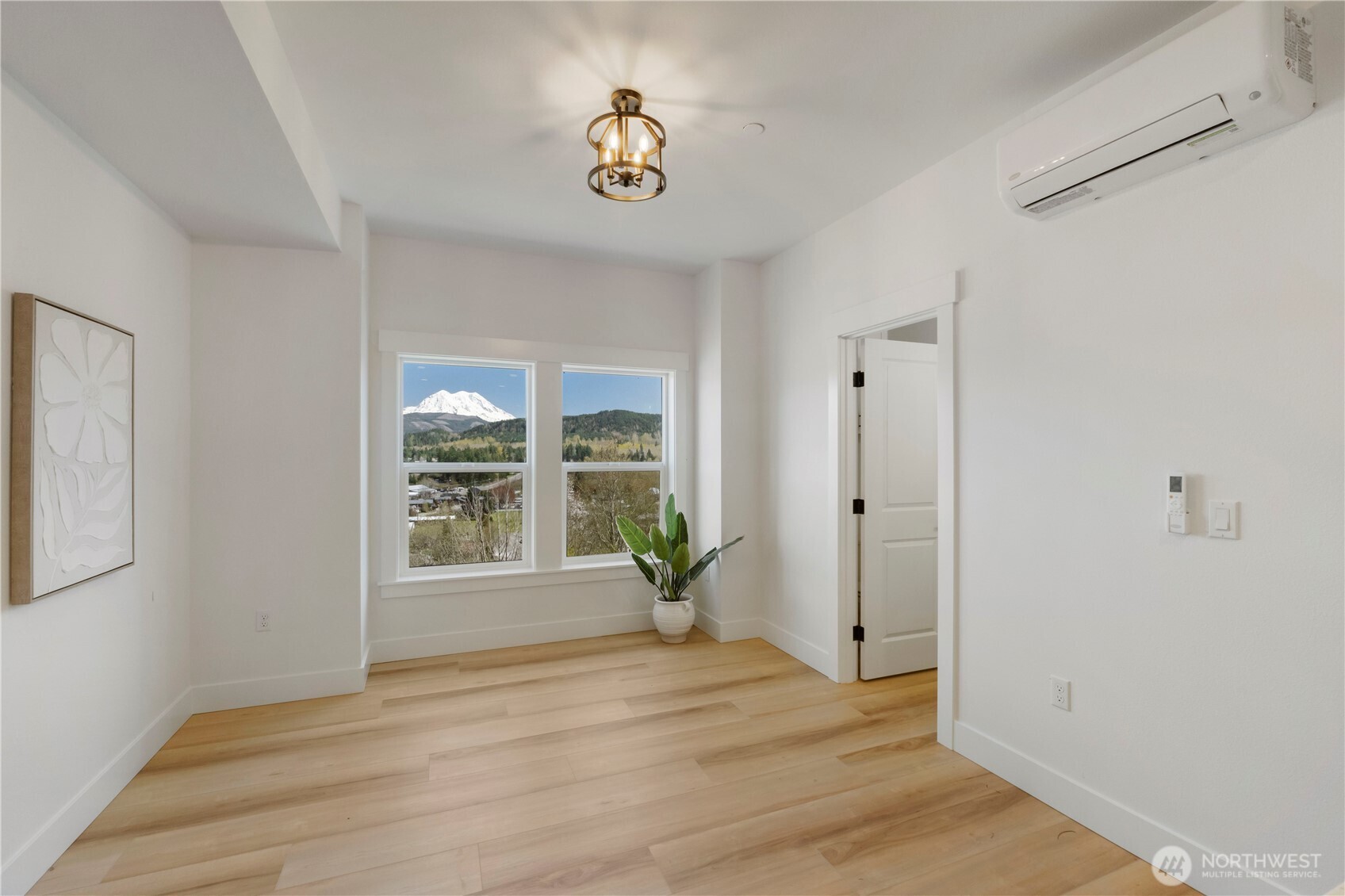 117 Orchard Avenue S Unit: D