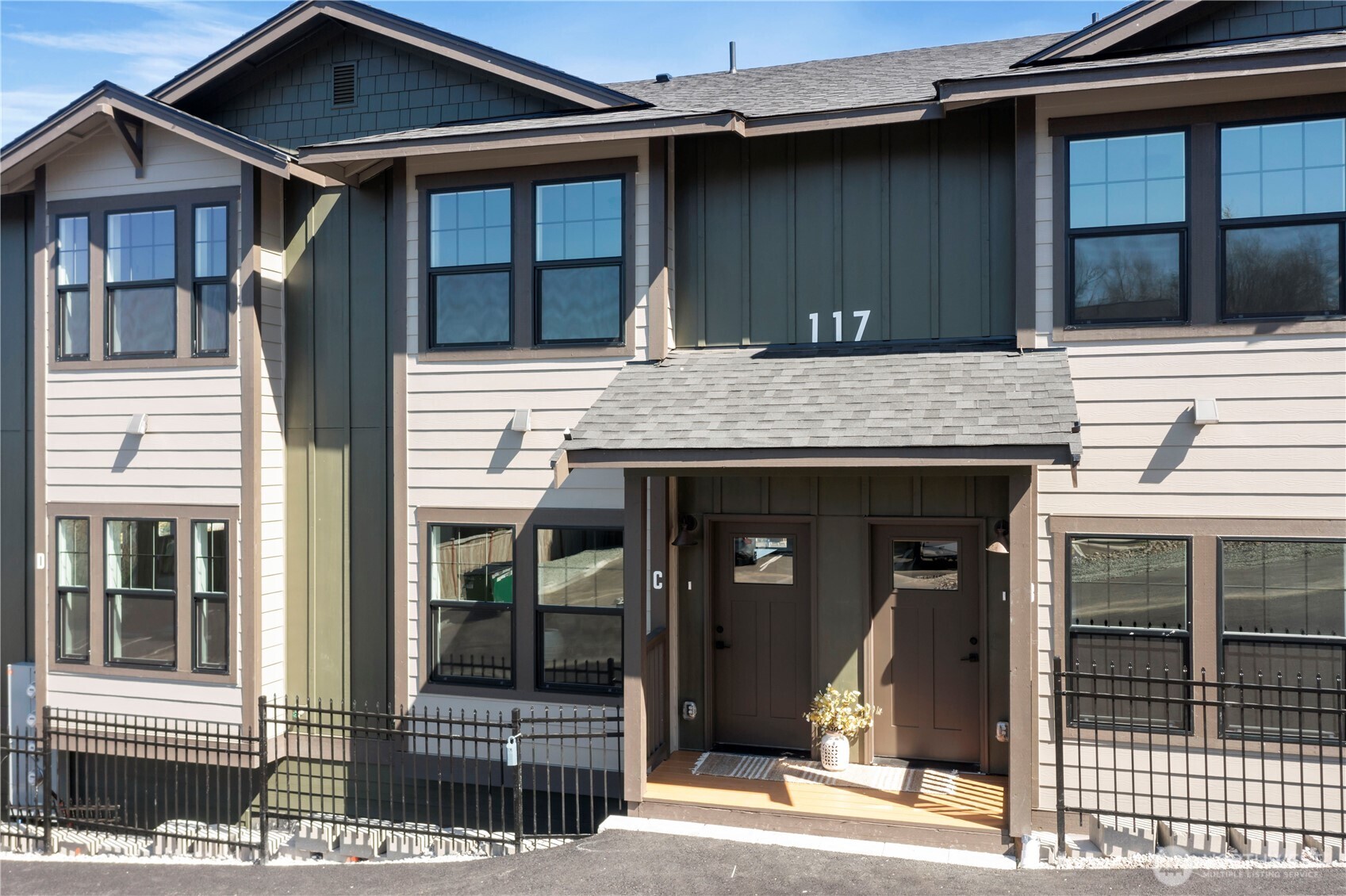 117 Orchard Avenue S Unit: C