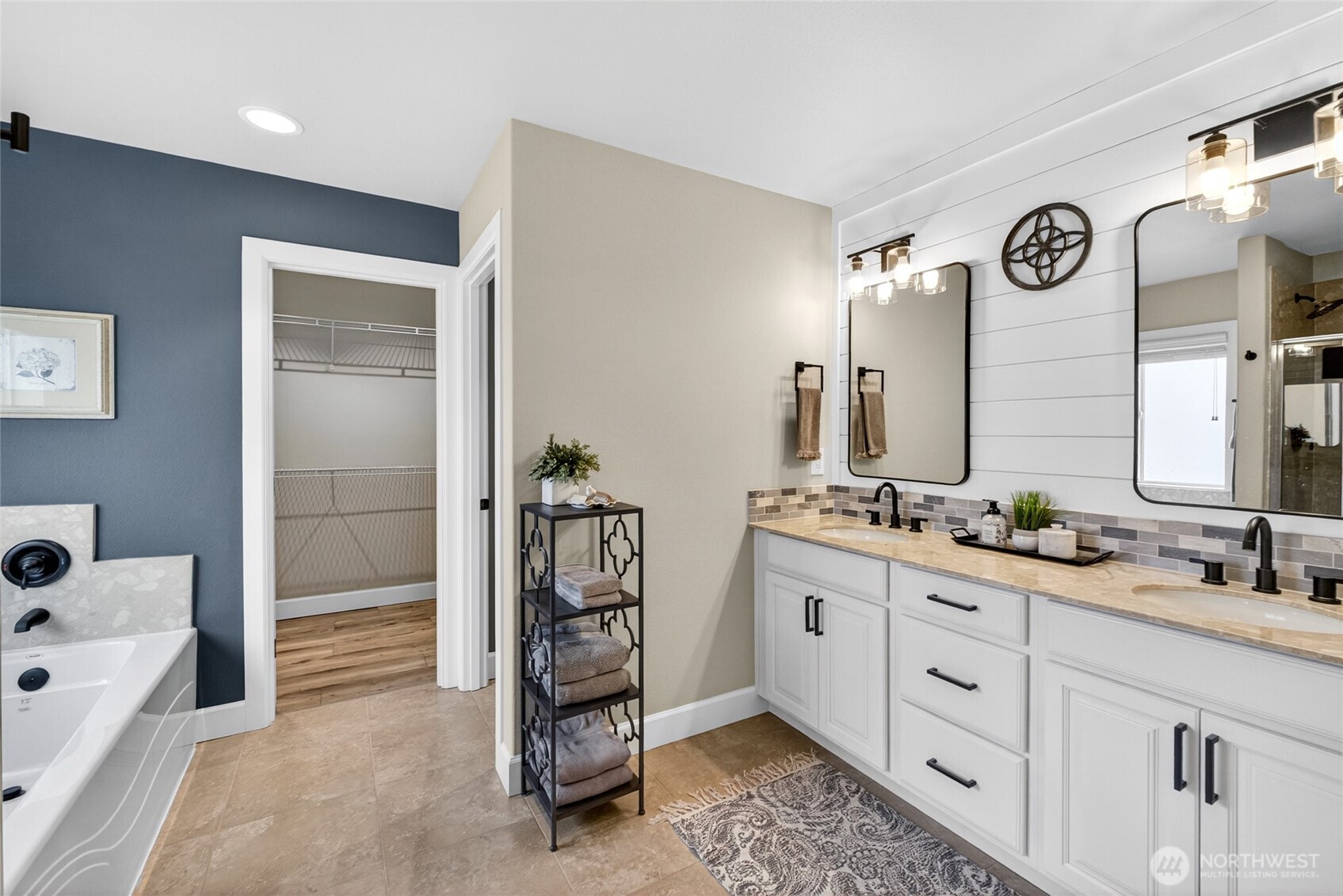 14207 Overlook Drive E