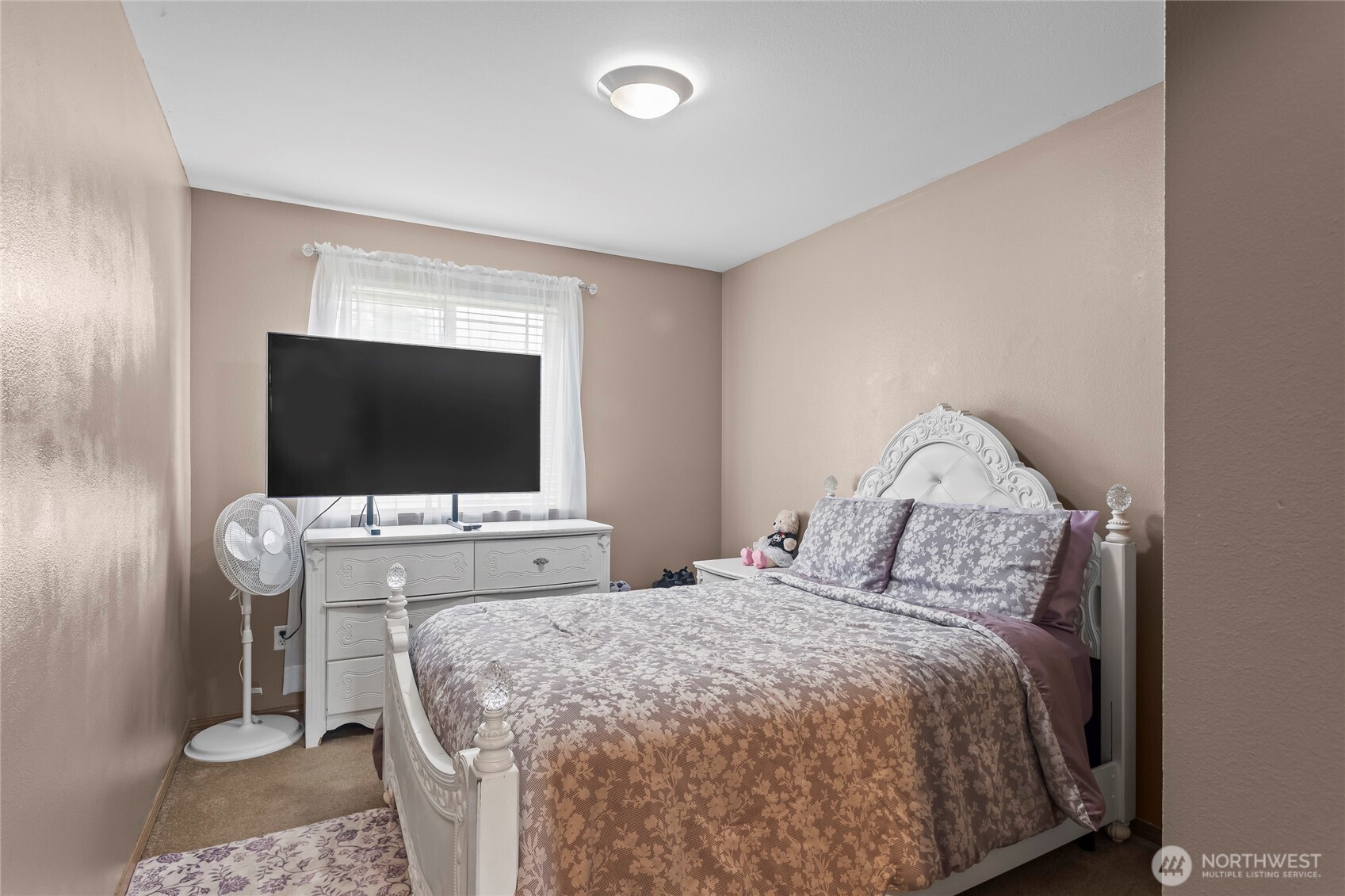 1305 185th Street E