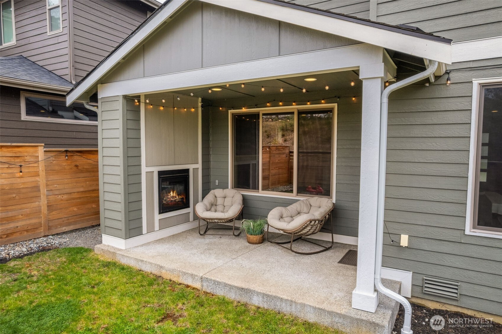 19038 130th Street E