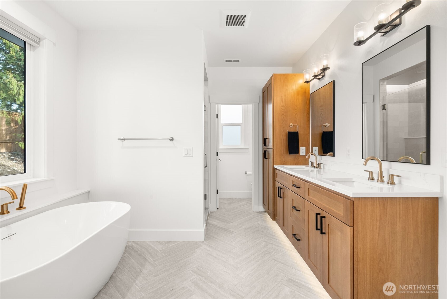 17905 28th Street E