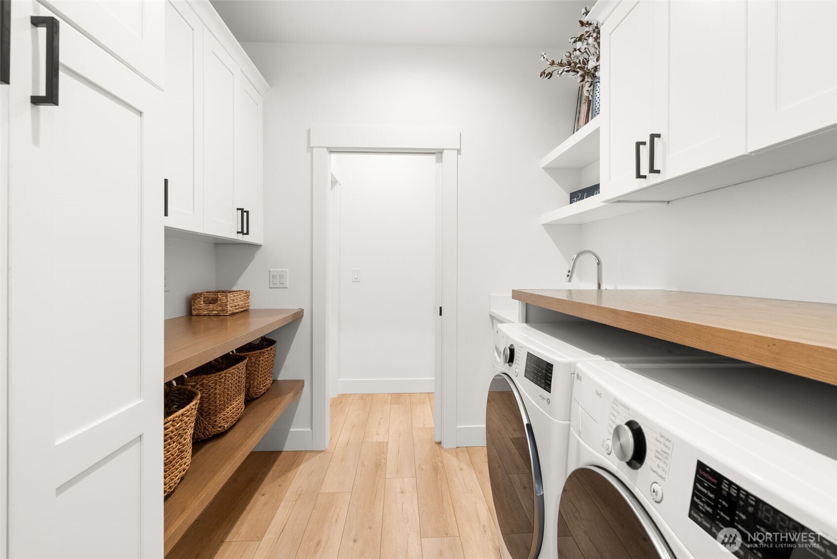 17905 28th Street E