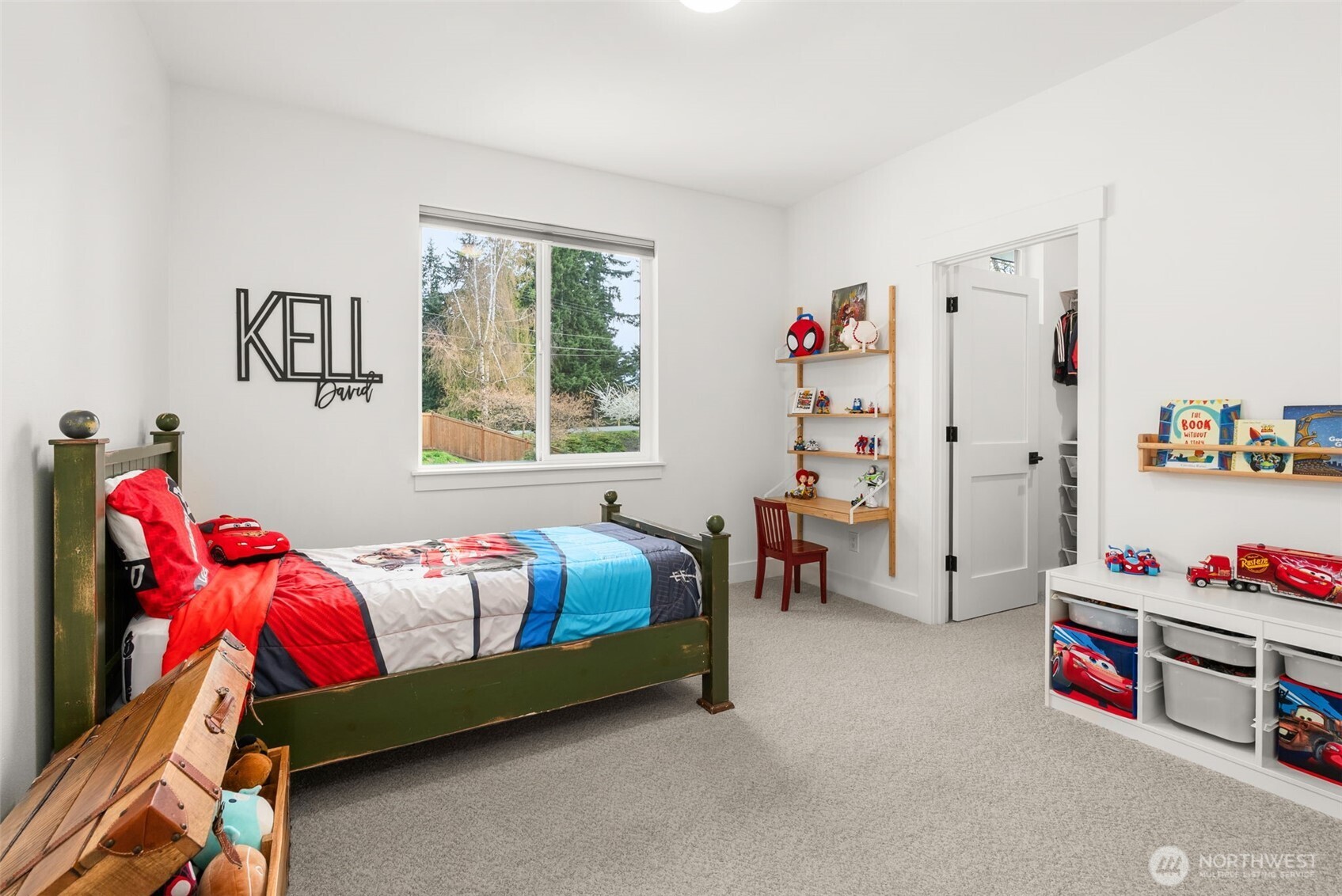 17905 28th Street E