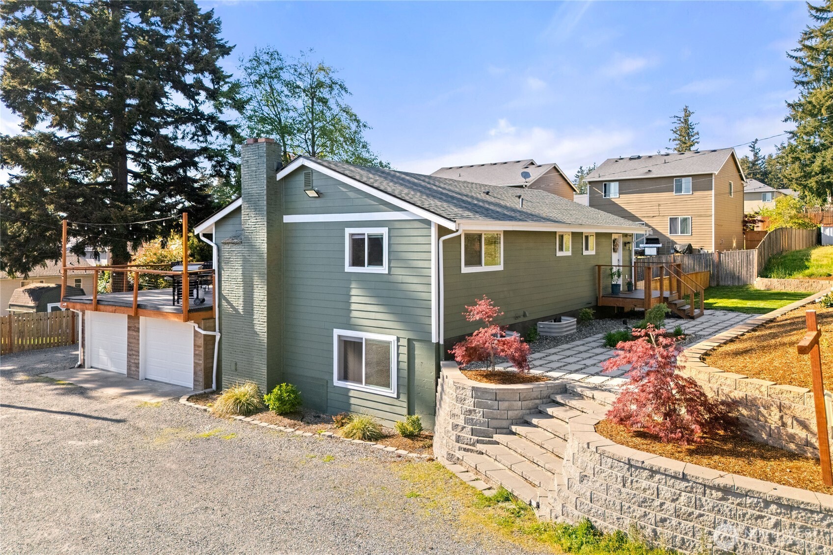 469 Hoquiam Avenue NE