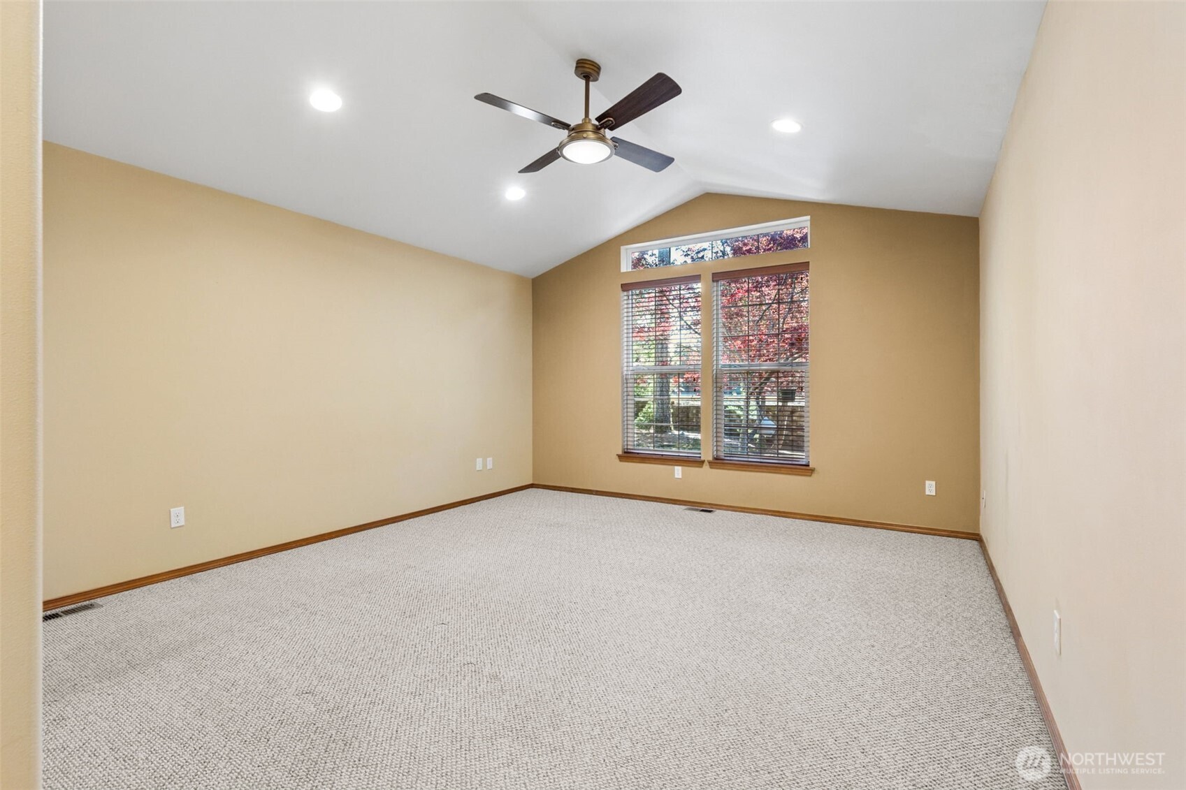 51 E Vine Maple Lane