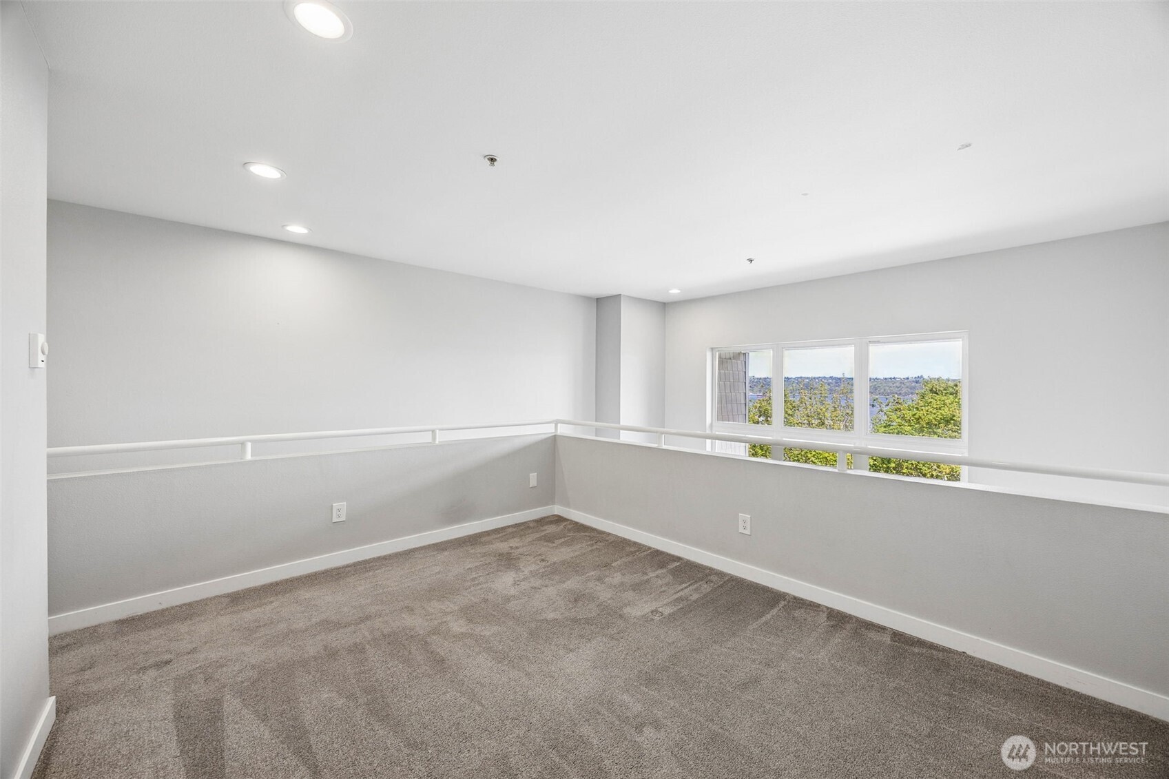 1 Broadway Unit: 302