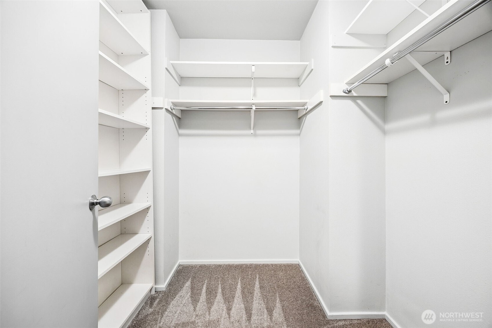 1 Broadway Unit: 302