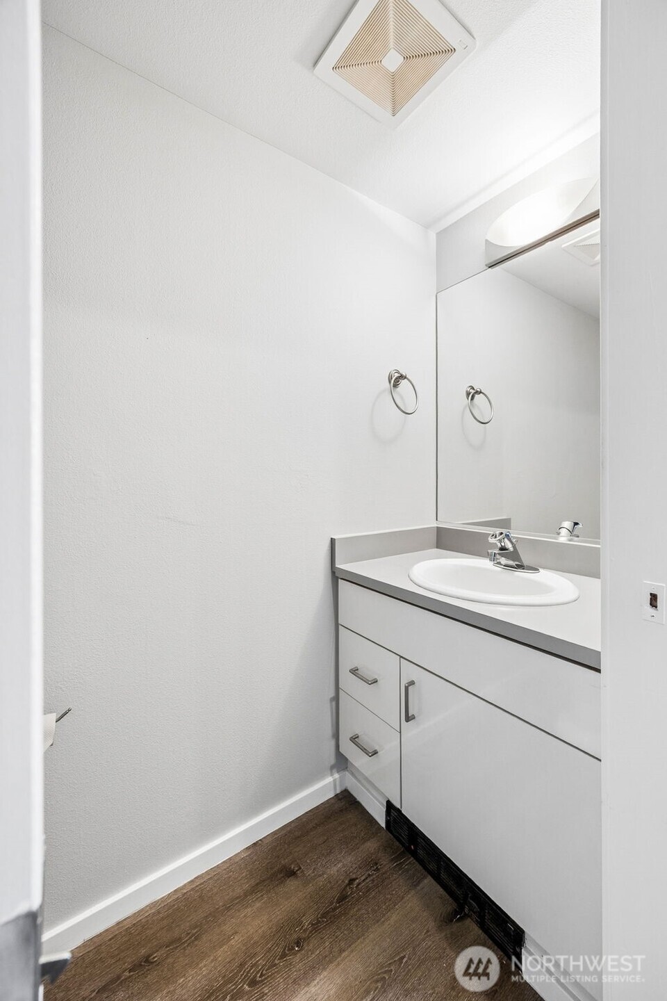 1 Broadway Unit: 302