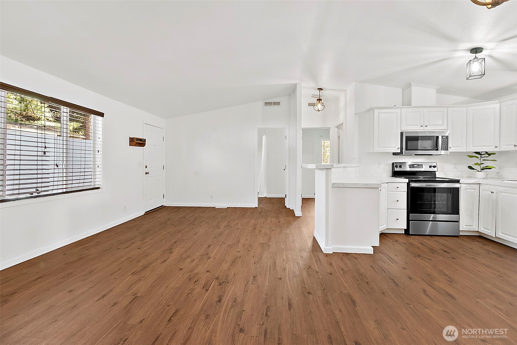 1720 Maple Lane Court Unit: 22