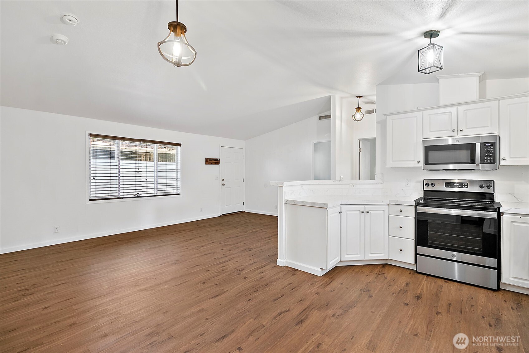 1720 Maple Lane Court Unit: 22