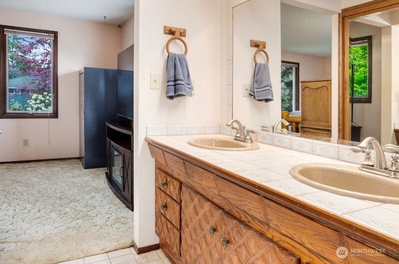 4919 Dogwood Drive
