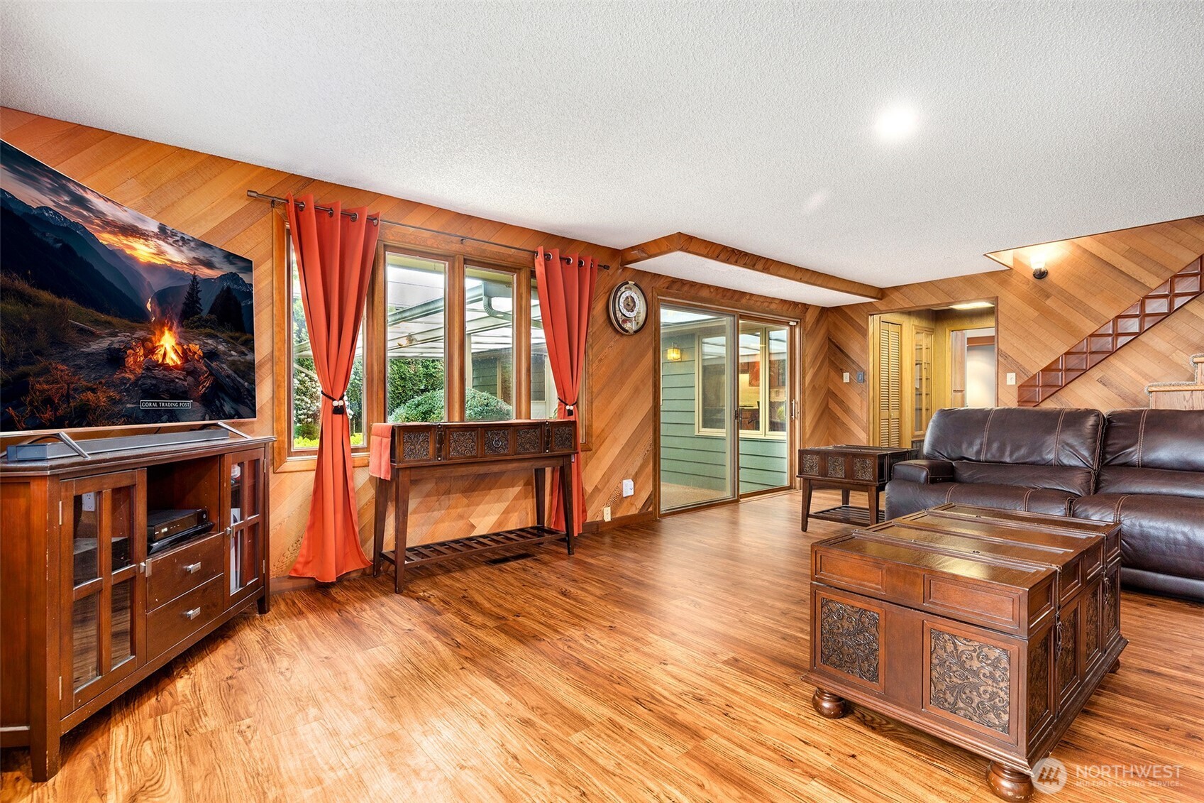 4919 Dogwood Drive