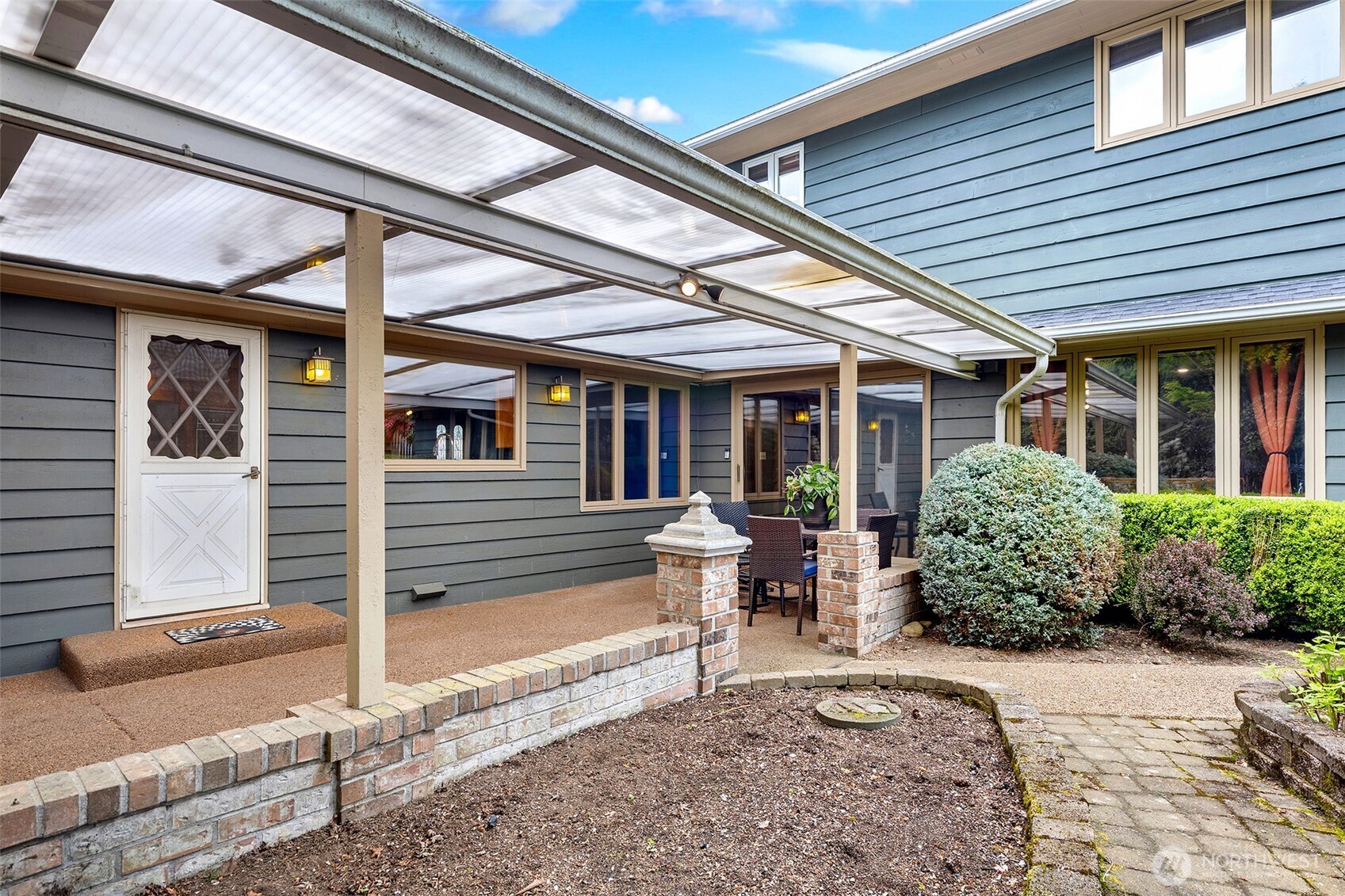 4919 Dogwood Drive