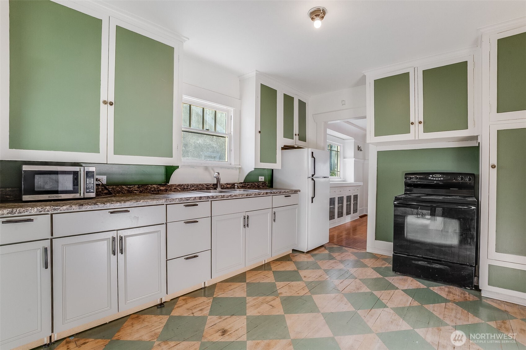 1218 S 4th Street
