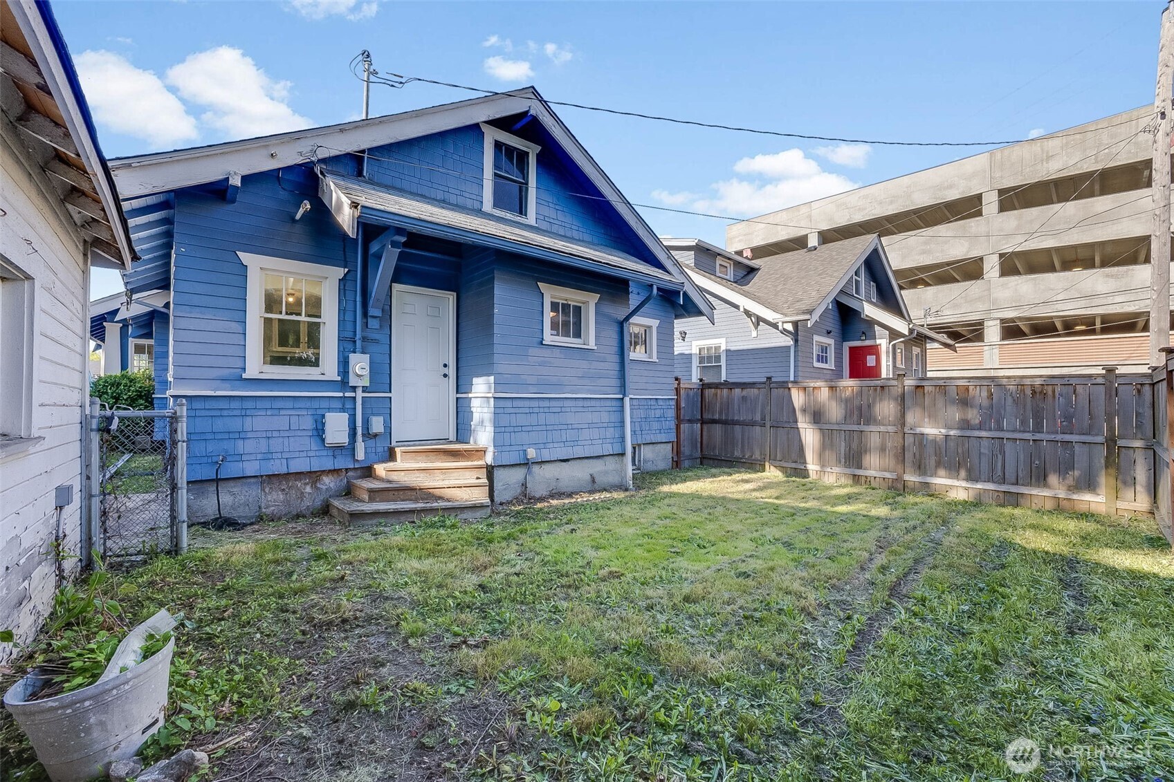 1218 S 4th Street