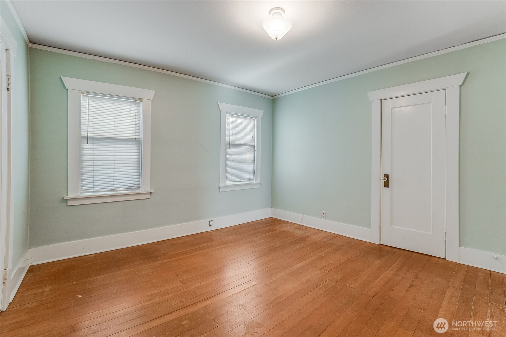 1218 S 4th Street