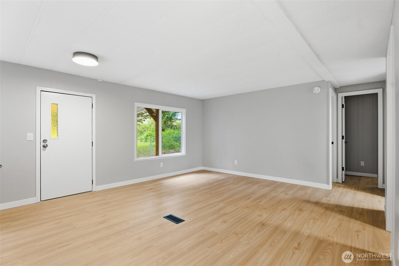 9205 146th Street NW