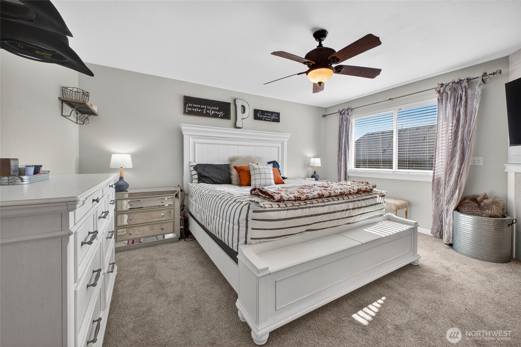 Exceptionally Maintained Home in Morning View Ridge 