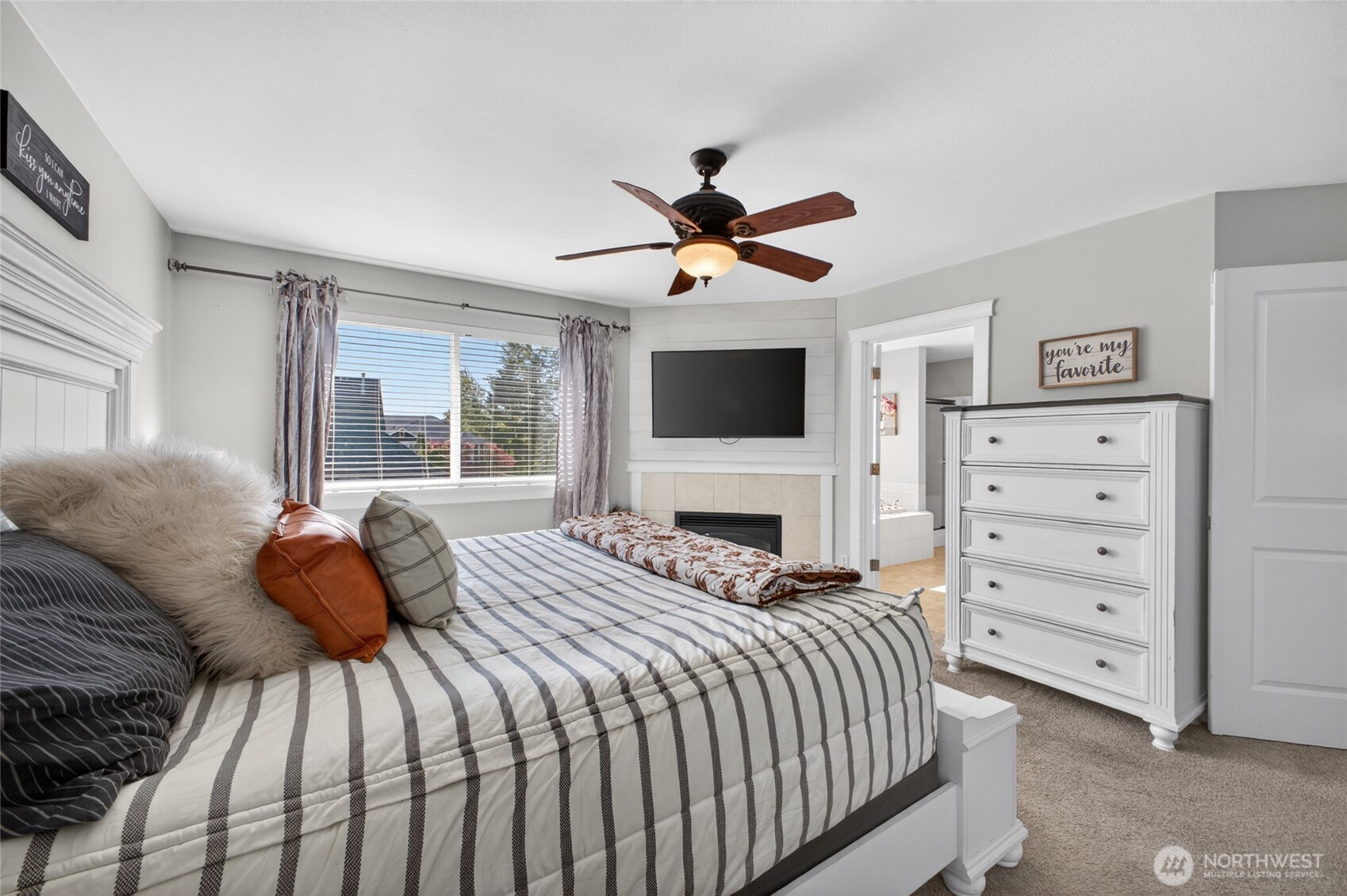 Exceptionally Maintained Home in Morning View Ridge 