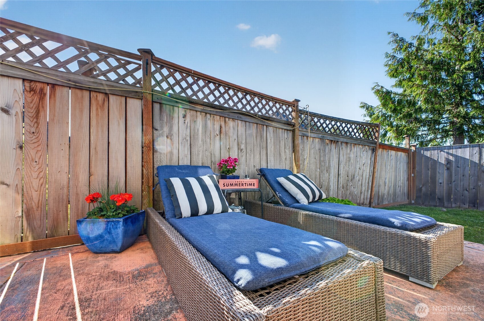 Exceptionally Maintained Home in Morning View Ridge 