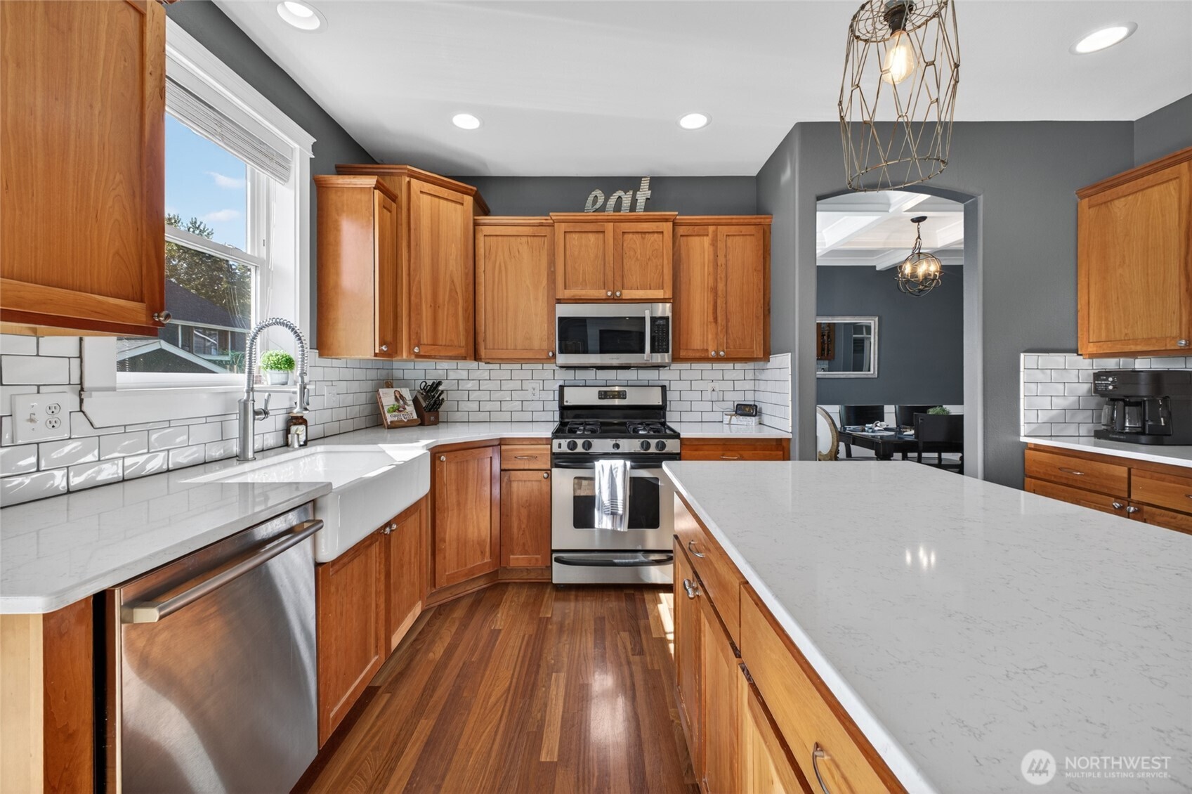 Exceptionally Maintained Home in Morning View Ridge 