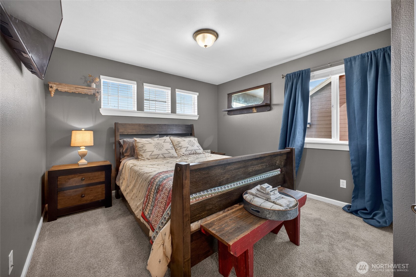 Exceptionally Maintained Home in Morning View Ridge 