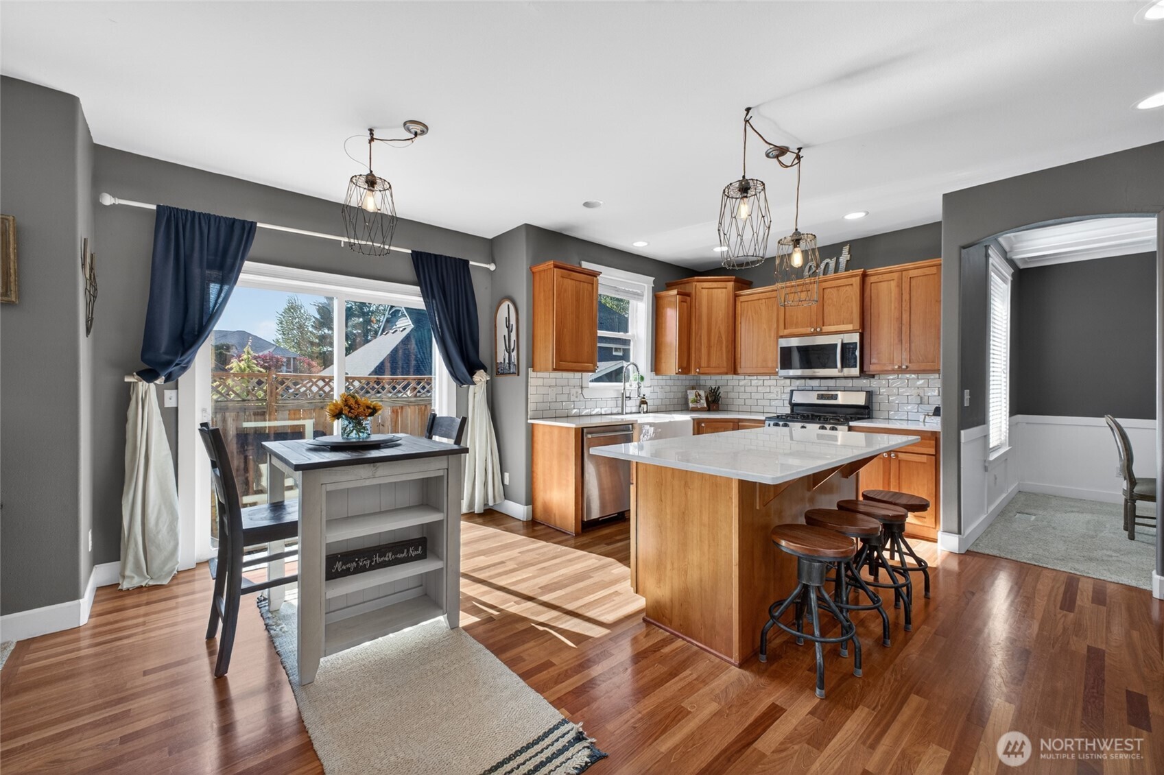 Exceptionally Maintained Home in Morning View Ridge 