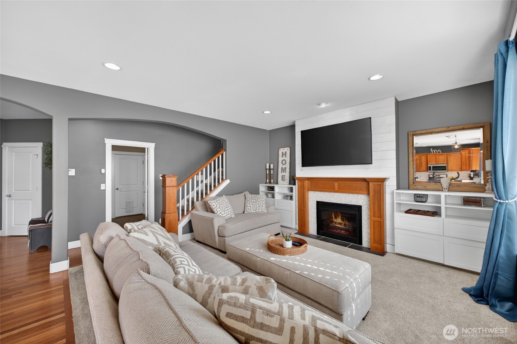 Exceptionally Maintained Home in Morning View Ridge 