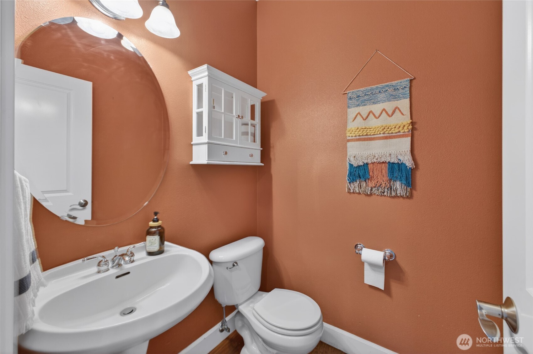 Exceptionally Maintained Home in Morning View Ridge 