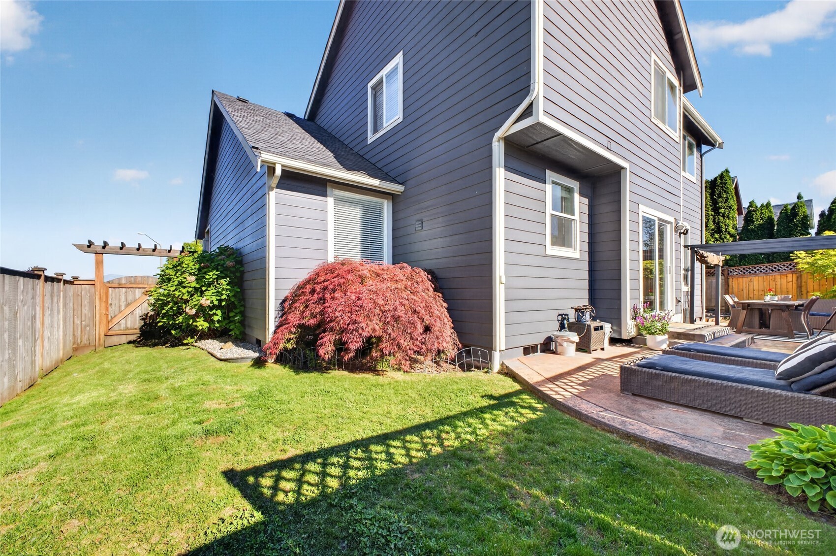Exceptionally Maintained Home in Morning View Ridge 