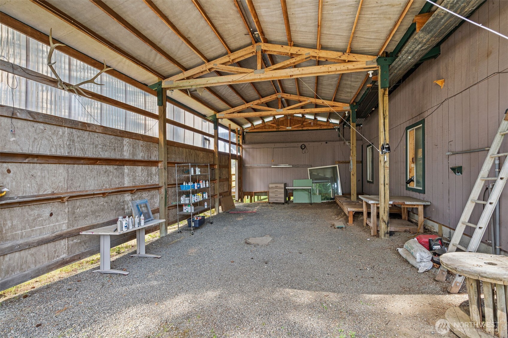 414 Chilvers Rd