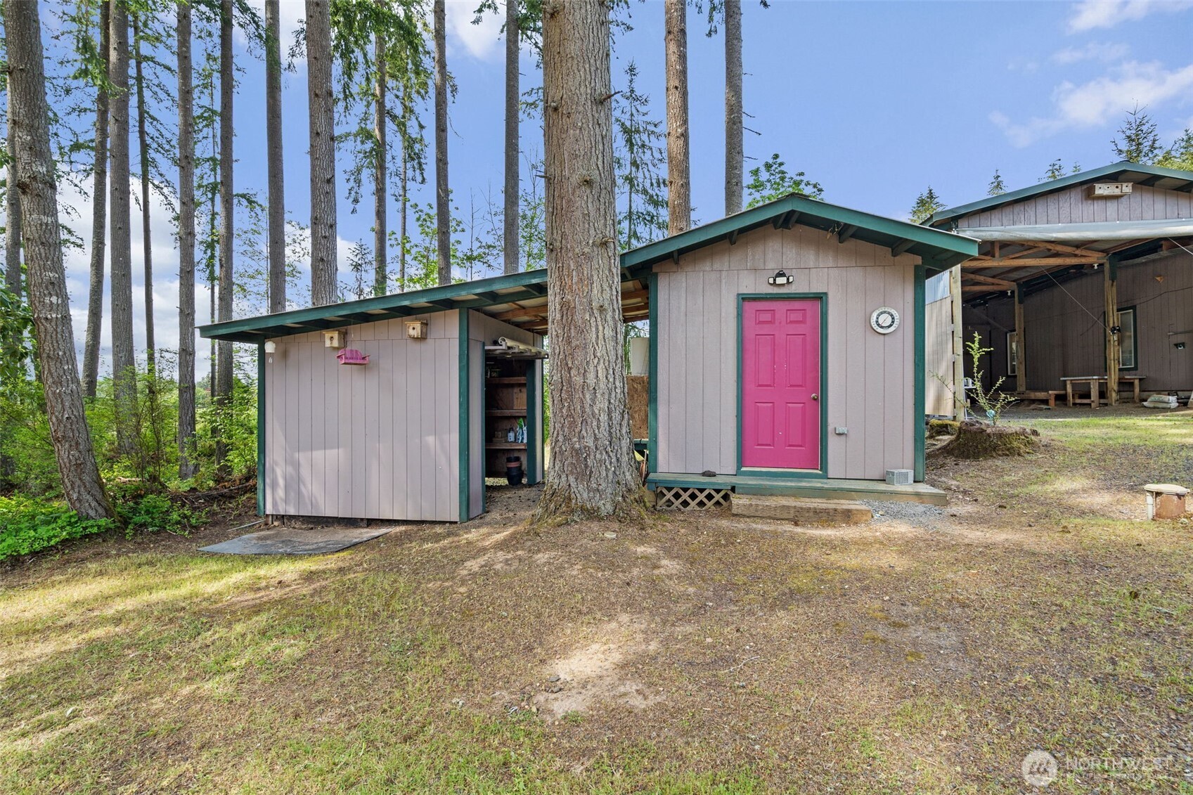 414 Chilvers Rd