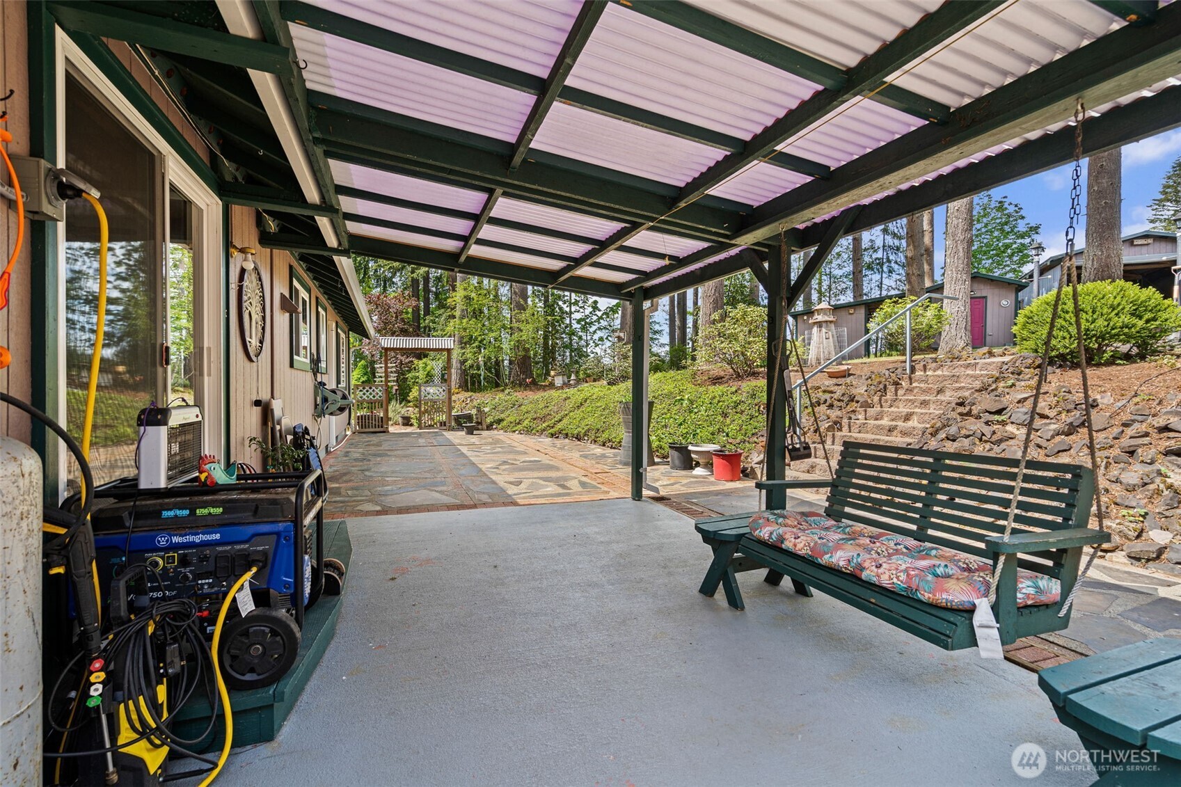 414 Chilvers Rd