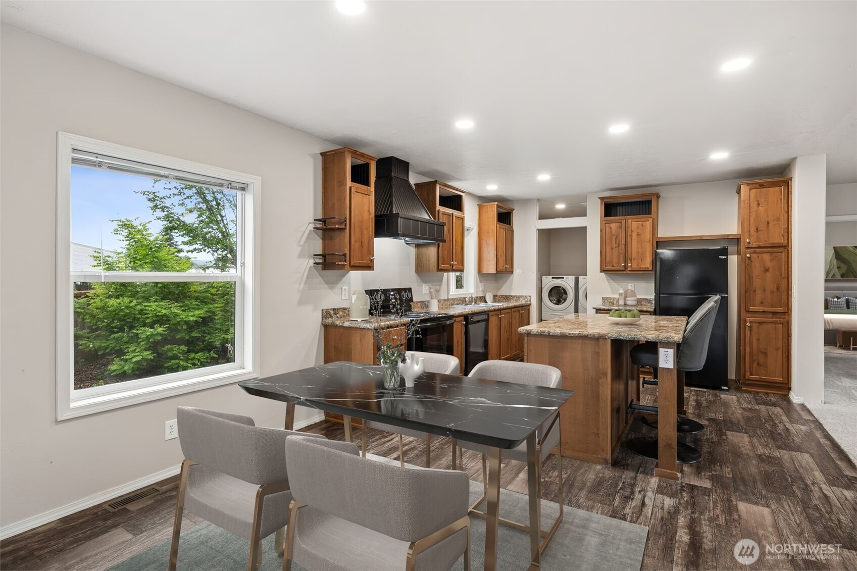 1720 Maple Lane Unit: 1