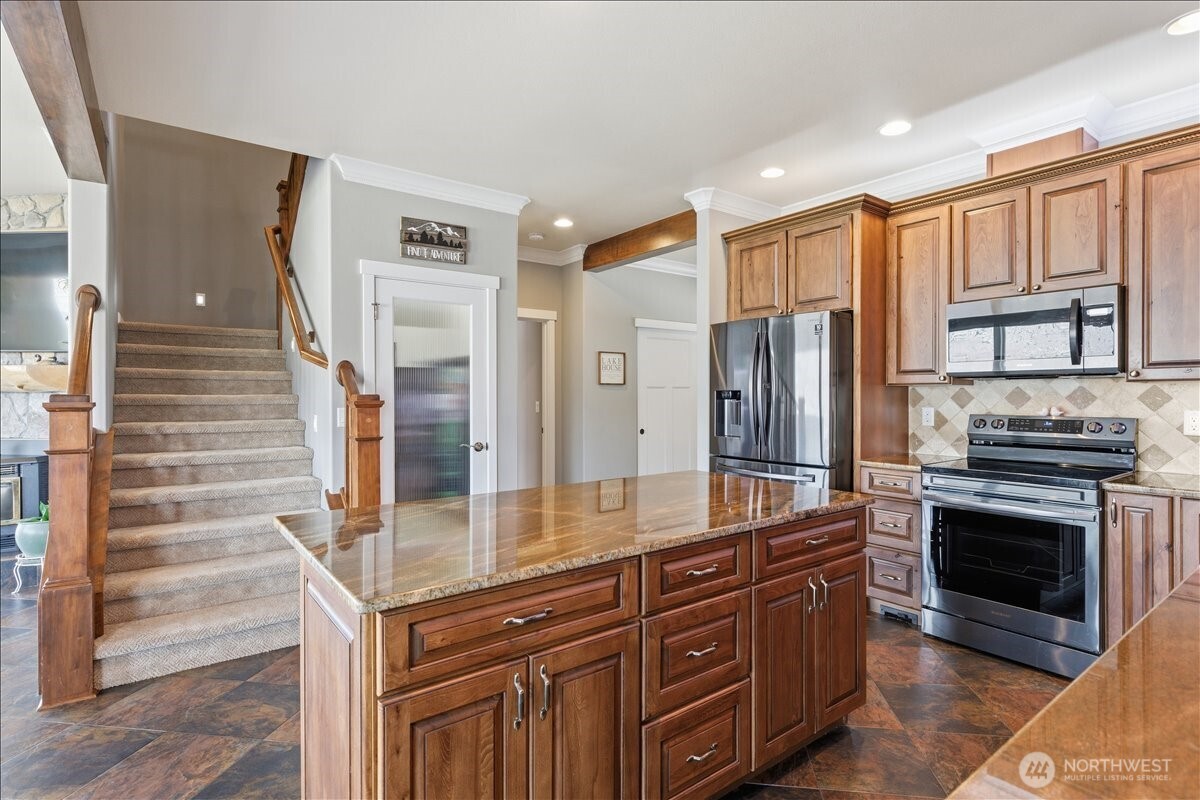 4265 Plum Pt. E