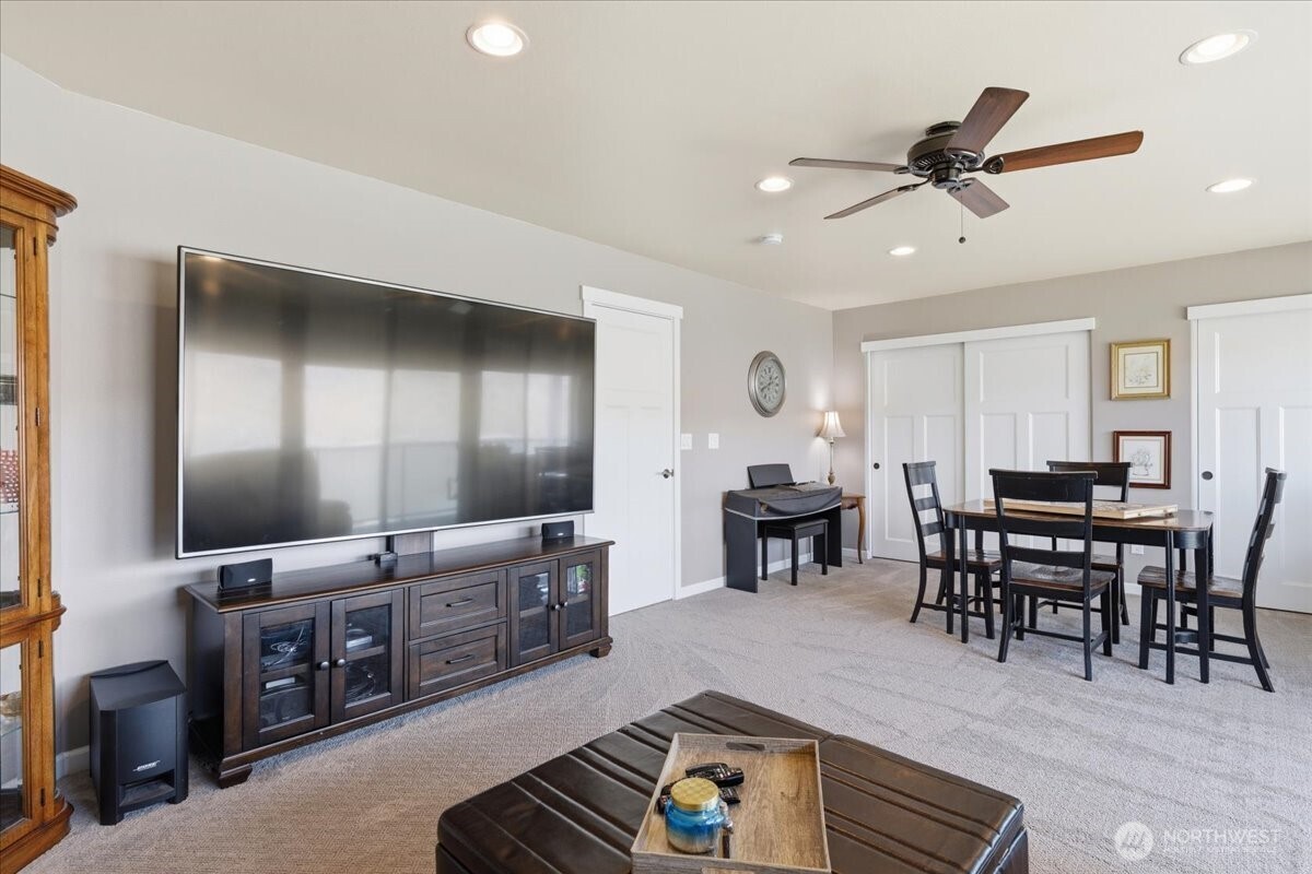 4265 Plum Pt. E