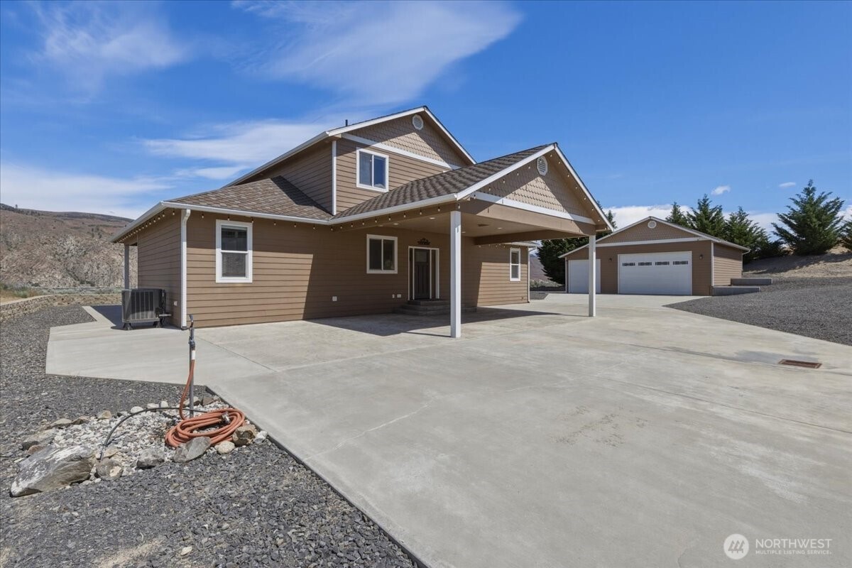 4265 Plum Pt. E