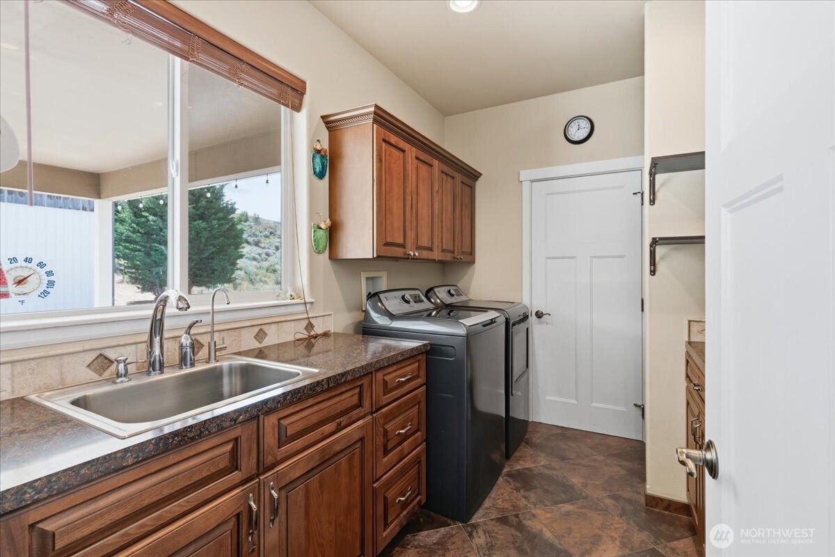 4265 Plum Pt. E