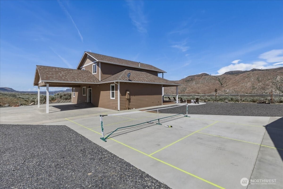4265 Plum Pt. E