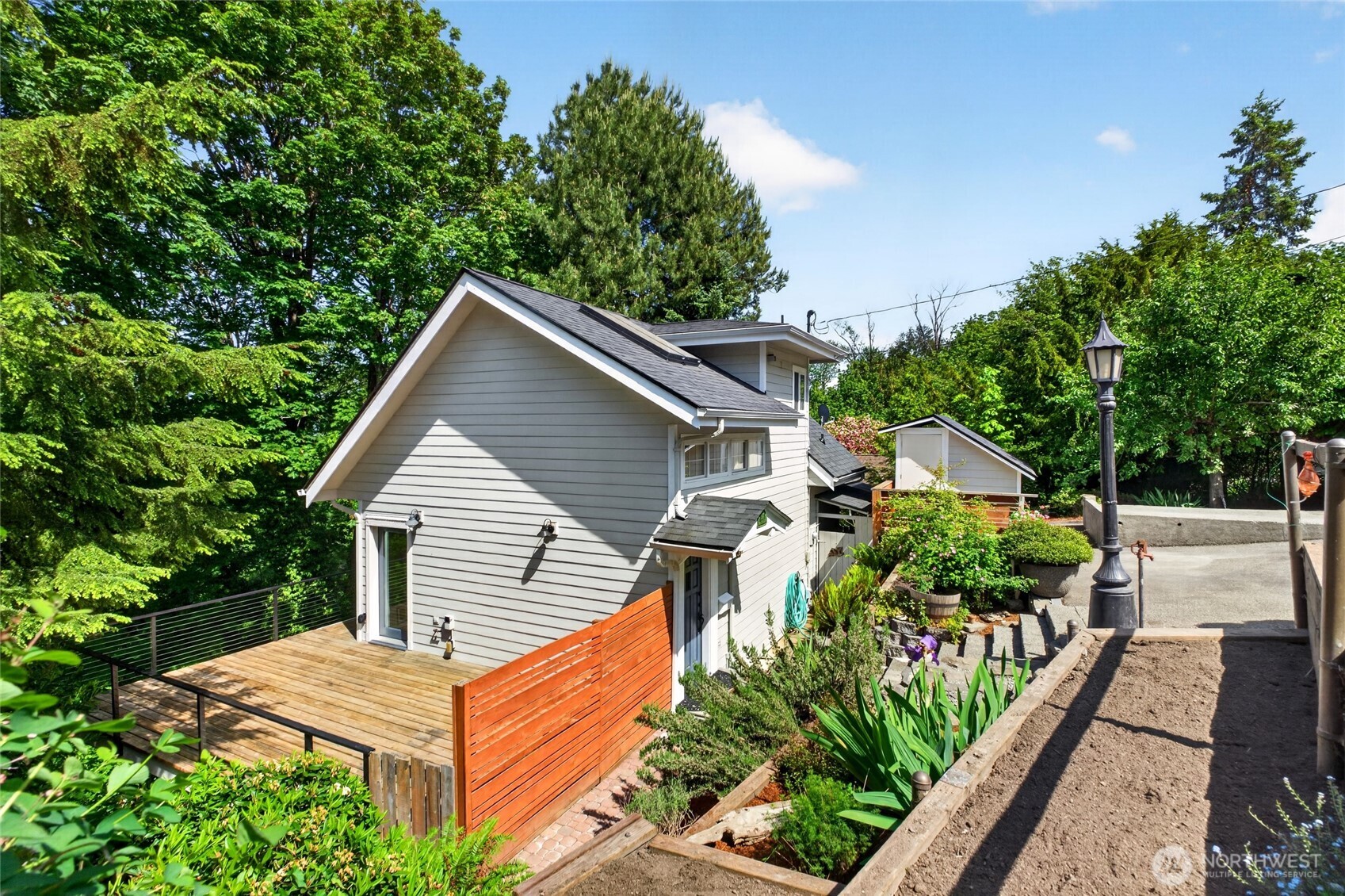 917 N Park Drive