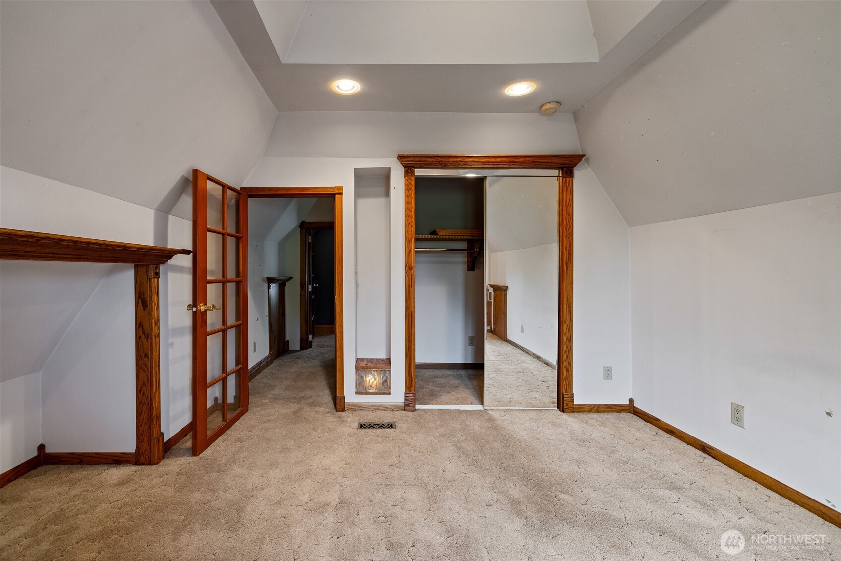 401 7th Street NW