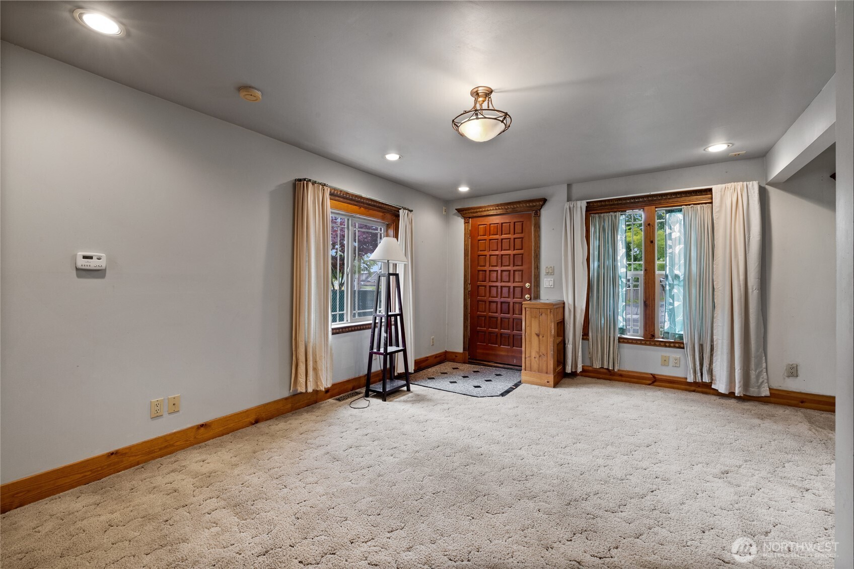 401 7th Street NW