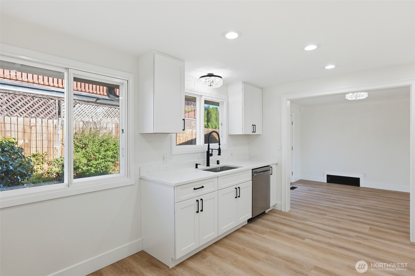 1813 S 244th Place