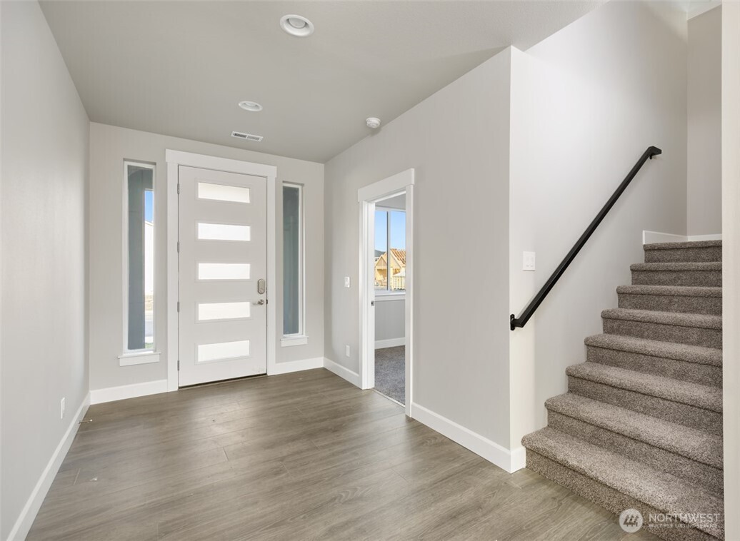 22854 61st Street E Unit: 303