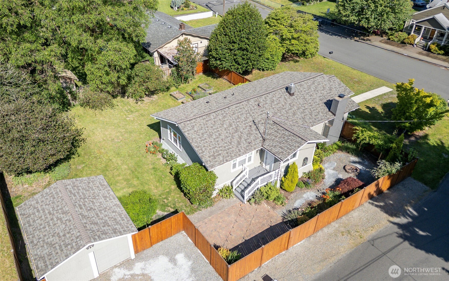 1716 E Main Street